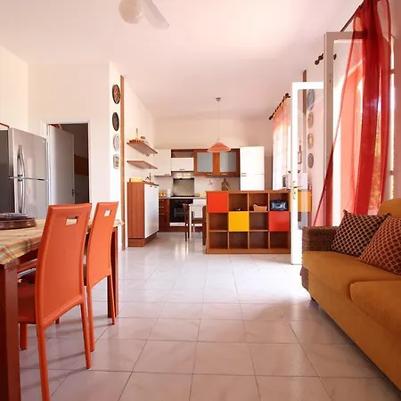 Casa Ylenia Holiday home *